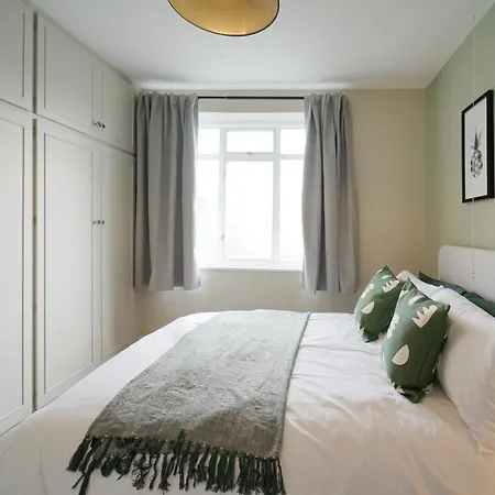 Stunning Luxury 3 Bed House With Garden In North Holiday home *