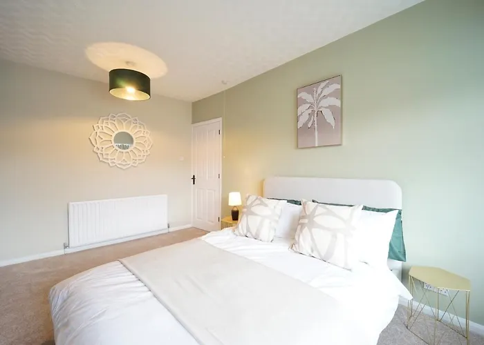 Stunning Luxury 3 Bed House With Garden In North * Leeds (West Yorkshire)